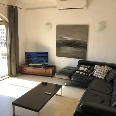 Apartment Seafront Spinola Bay *